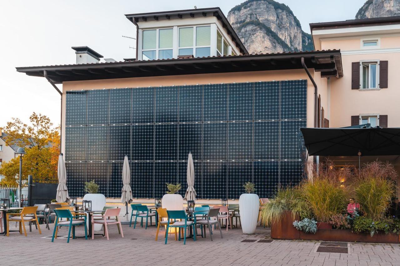 Albergo Caffe Centrale ميزوكورونا المظهر الخارجي الصورة